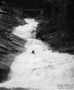 Norsko - Matěj Holub na obřím slajdu řeky Tysselva