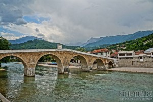 Historický most přes Neretvu, Konjic, Bosna