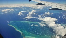 Korálové útesy v Karibiku ze vzudchu