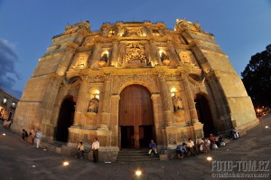Kostel, Oaxaca, Mexiko